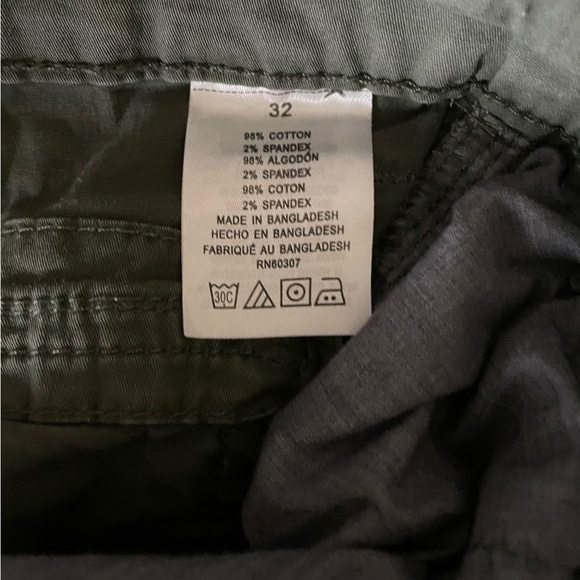 UNIONBAY Men's Cargo Shorts - Picture 6 of 6